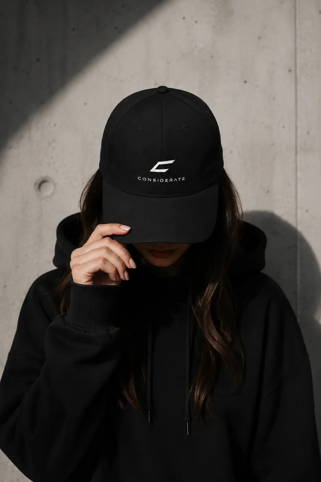 Mockup cappello nero 1